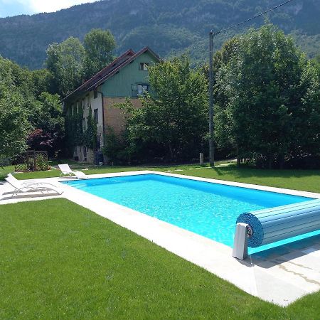 La Clairiere Du Moulin Bed & Breakfast Lepin-le-Lac Luaran gambar