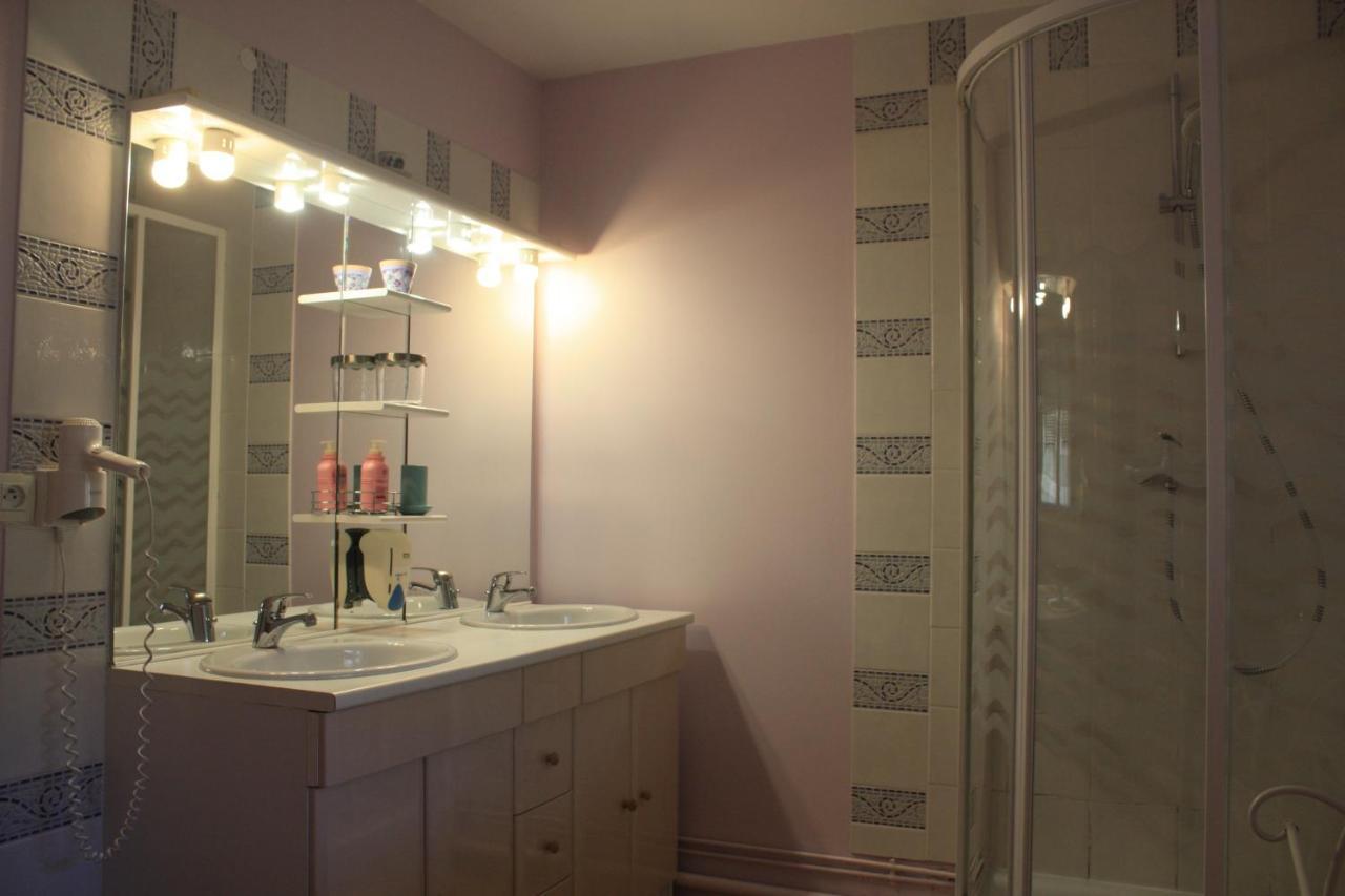 La Clairiere Du Moulin Bed & Breakfast Lepin-le-Lac Luaran gambar