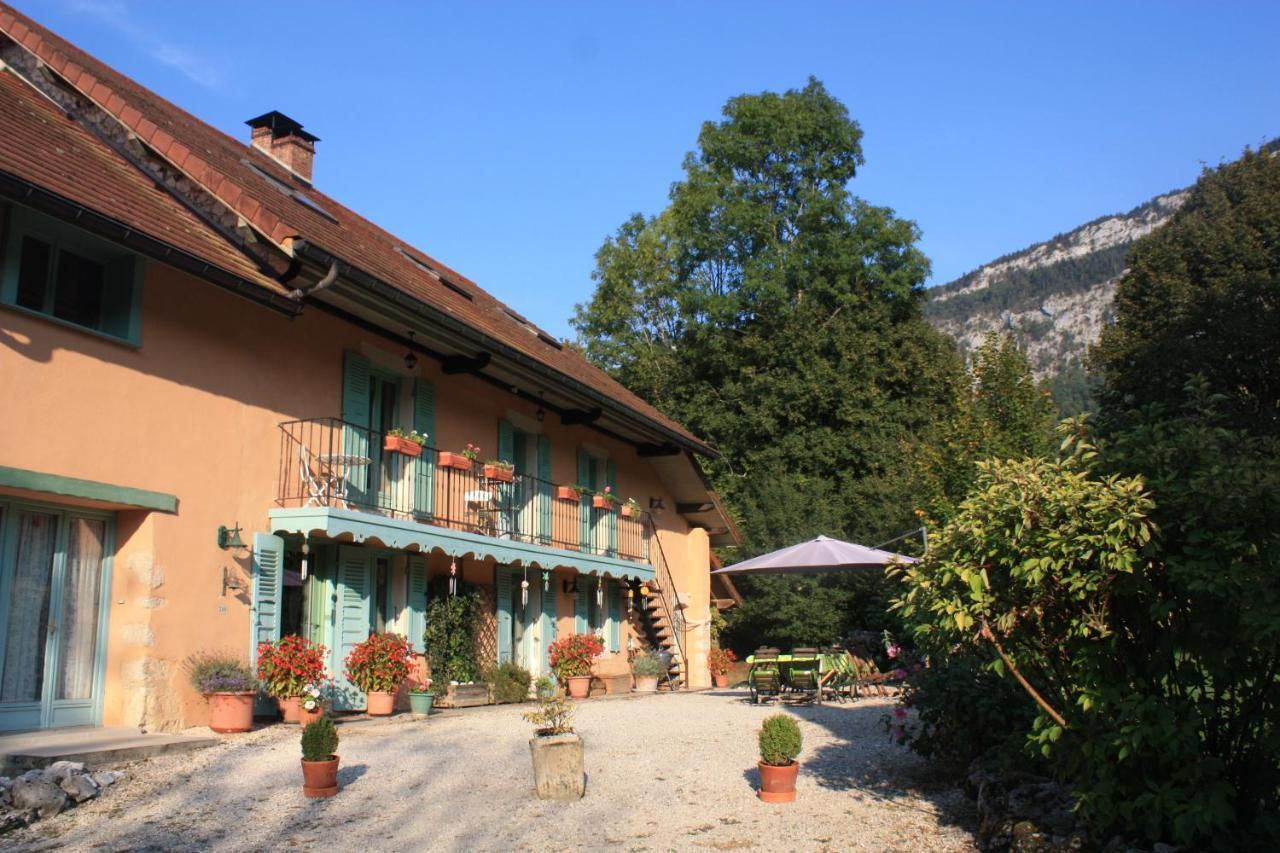 La Clairiere Du Moulin Bed & Breakfast Lepin-le-Lac Luaran gambar