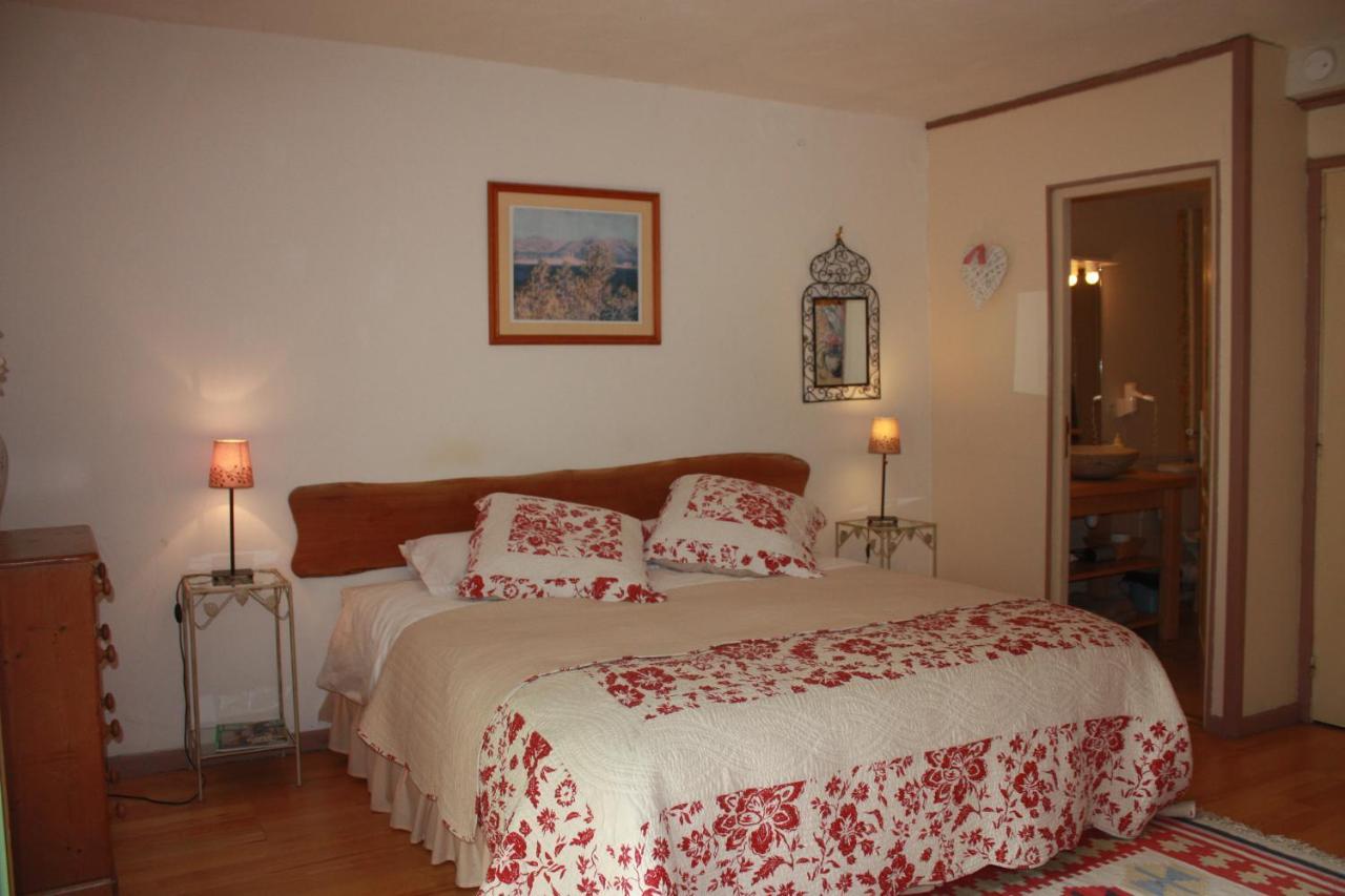 La Clairiere Du Moulin Bed & Breakfast Lepin-le-Lac Luaran gambar